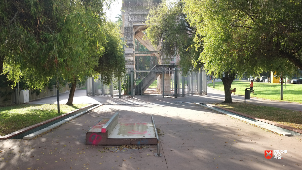 Alameda Roentgen Skatepark